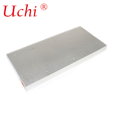 Sprzęt przemysłowy Profil aluminiowy Radiator rurowy miedziany Wysokiej mocy Radiator chłodzony wodą